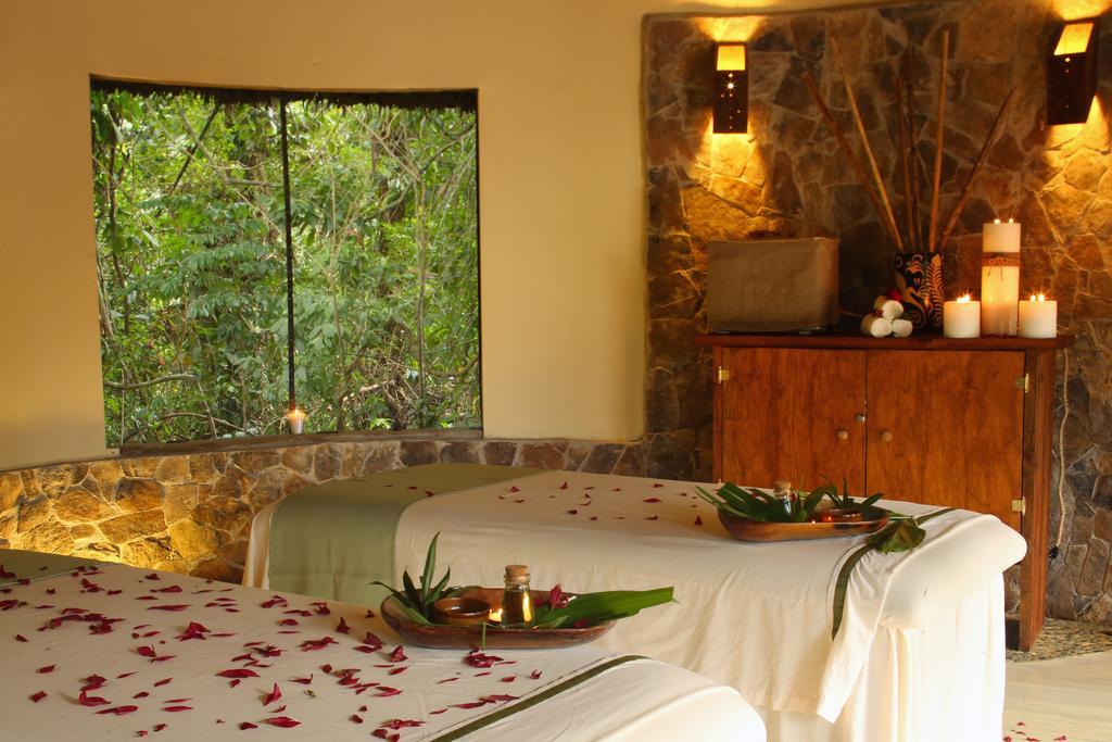 The Lodge & Spa At Pico Bonito El Pino Dış mekan fotoğraf