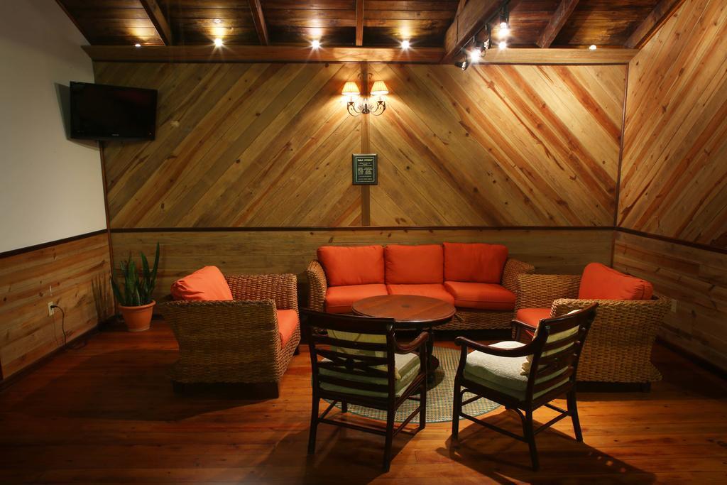 The Lodge & Spa At Pico Bonito El Pino Dış mekan fotoğraf